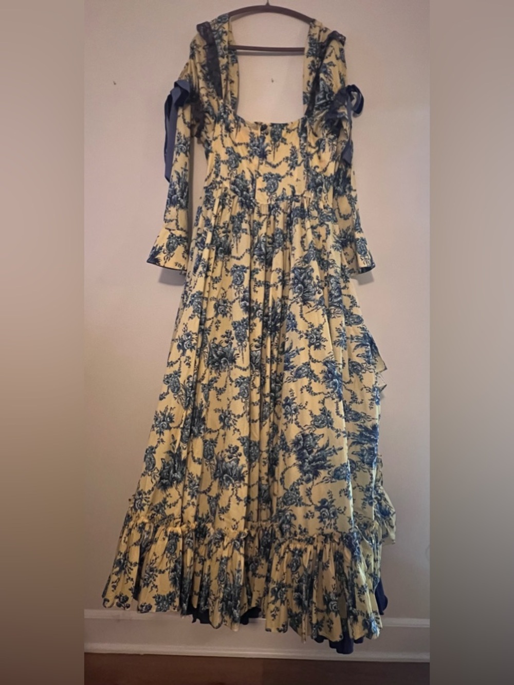 Selkie Lumiere full sleeve Baroness Gown BNWOT XXL - Picture 3 of 9
